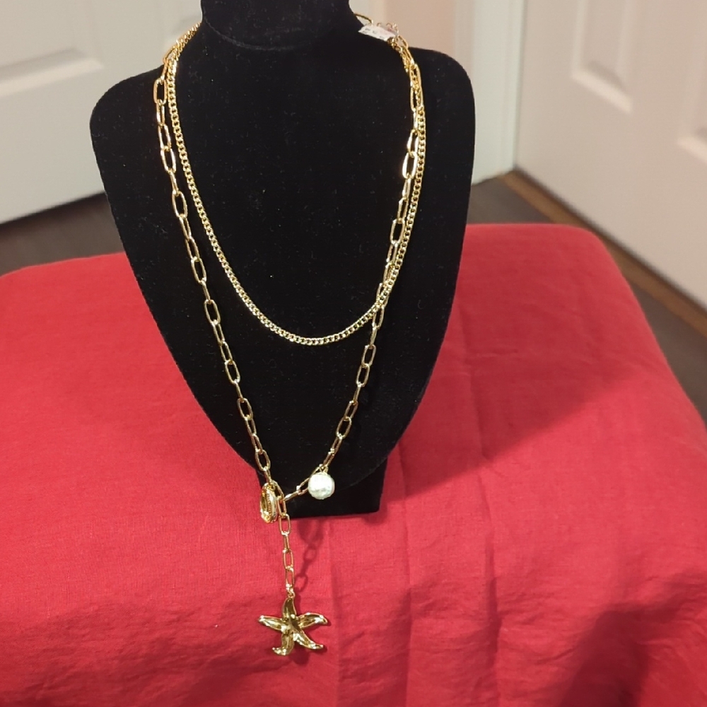 Gold Starfish Pendant Necklace